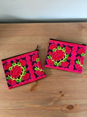 2pack-Embroidered Floral Zip Pouches - Pink & Black